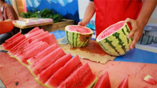 吃小白瓜图片真实,小白瓜的美味诱惑